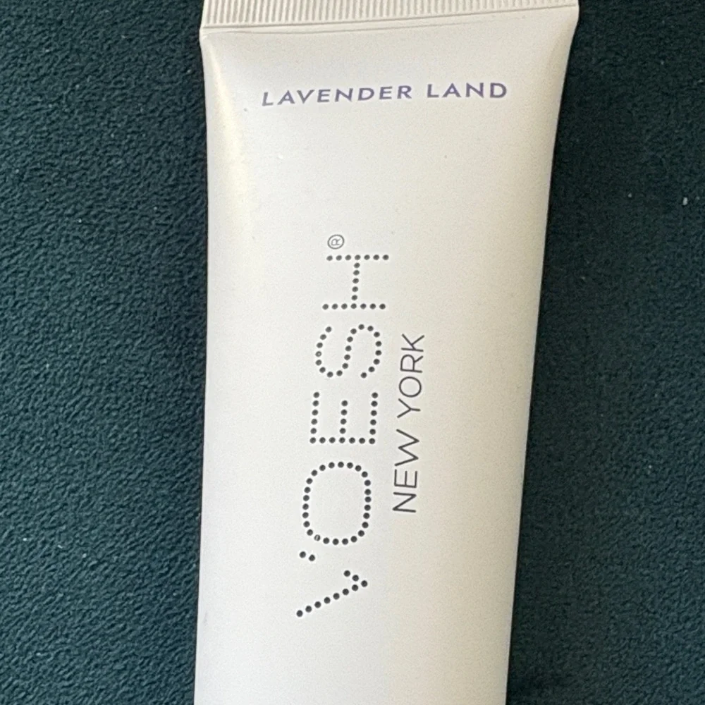 VOESH Lavender Land Vegan Body Crème - White - Picture 2 of 3